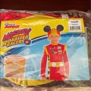 Boys costume Mickey Roadster Racers Size Small